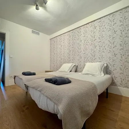 Casa Felipe Con 3 *
